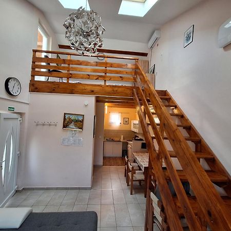 Cserke Holdfeny Apartman Cserkeszőlő Bagian luar foto