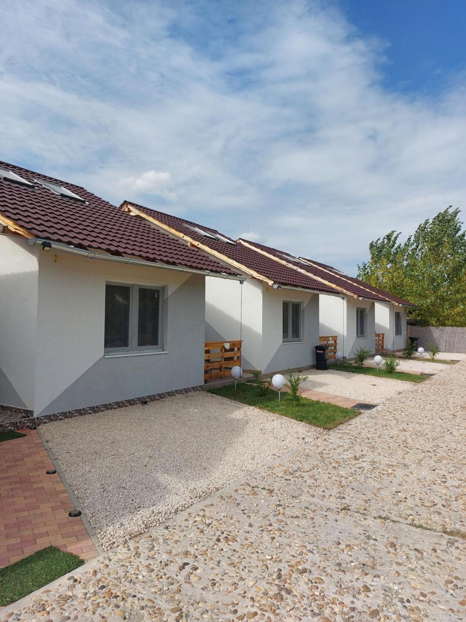 Cserke Holdfeny Apartman Cserkeszőlő Bagian luar foto