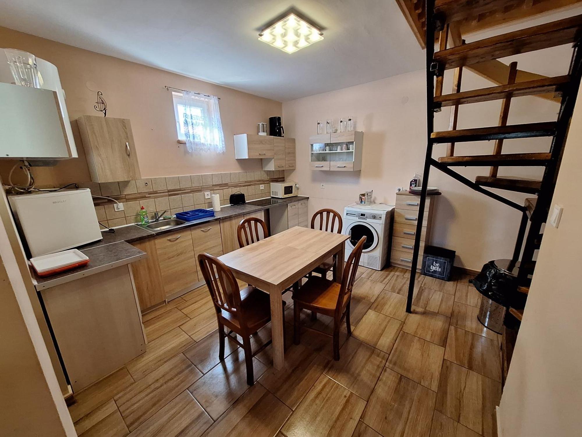 Cserke Holdfeny Apartman Cserkeszőlő Bagian luar foto